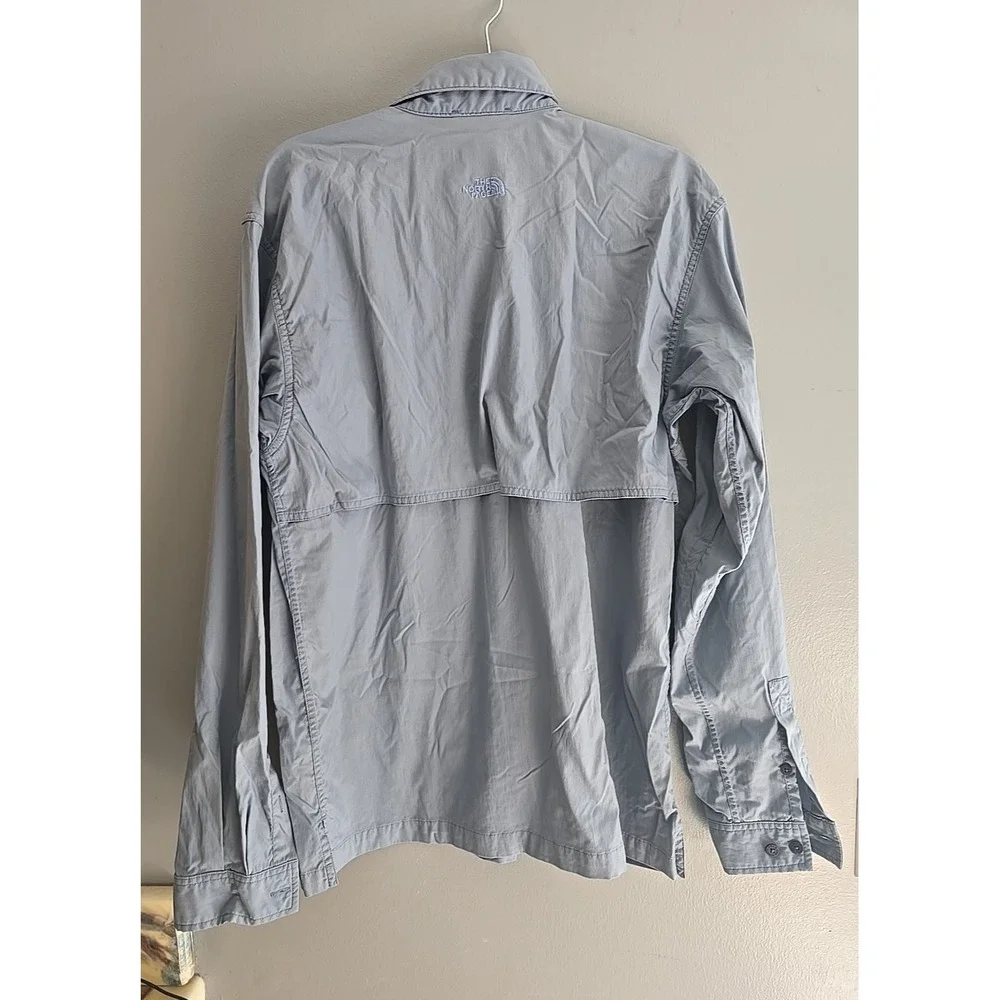 The North Face Gray Vented Fishing Long Sleeve Button Up Shirt Men's Size Medium